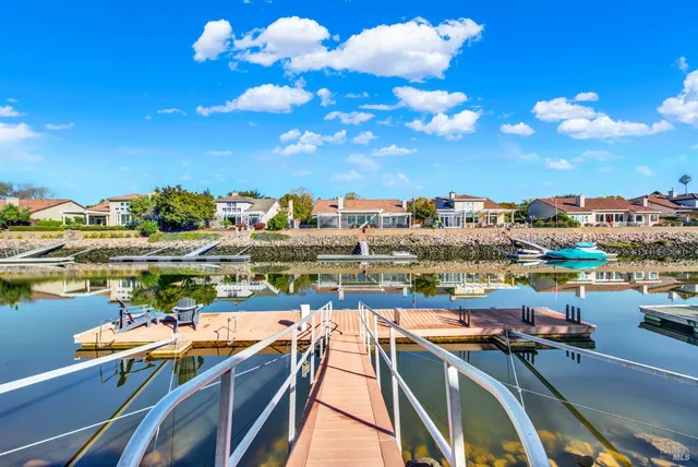 $1,595,000 | 58 Sea Breeze Court, Napa, CA 94559