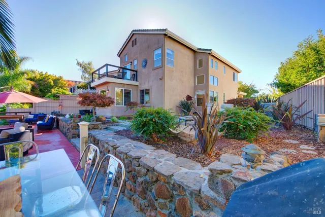 $1,595,000 | 58 Sea Breeze Court, Napa, CA 94559