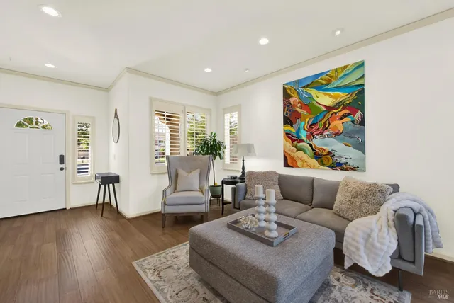 $1,595,000 | 58 Sea Breeze Court, Napa, CA 94559