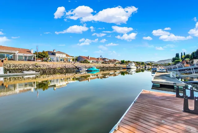 $1,595,000 | 58 Sea Breeze Court, Napa, CA 94559