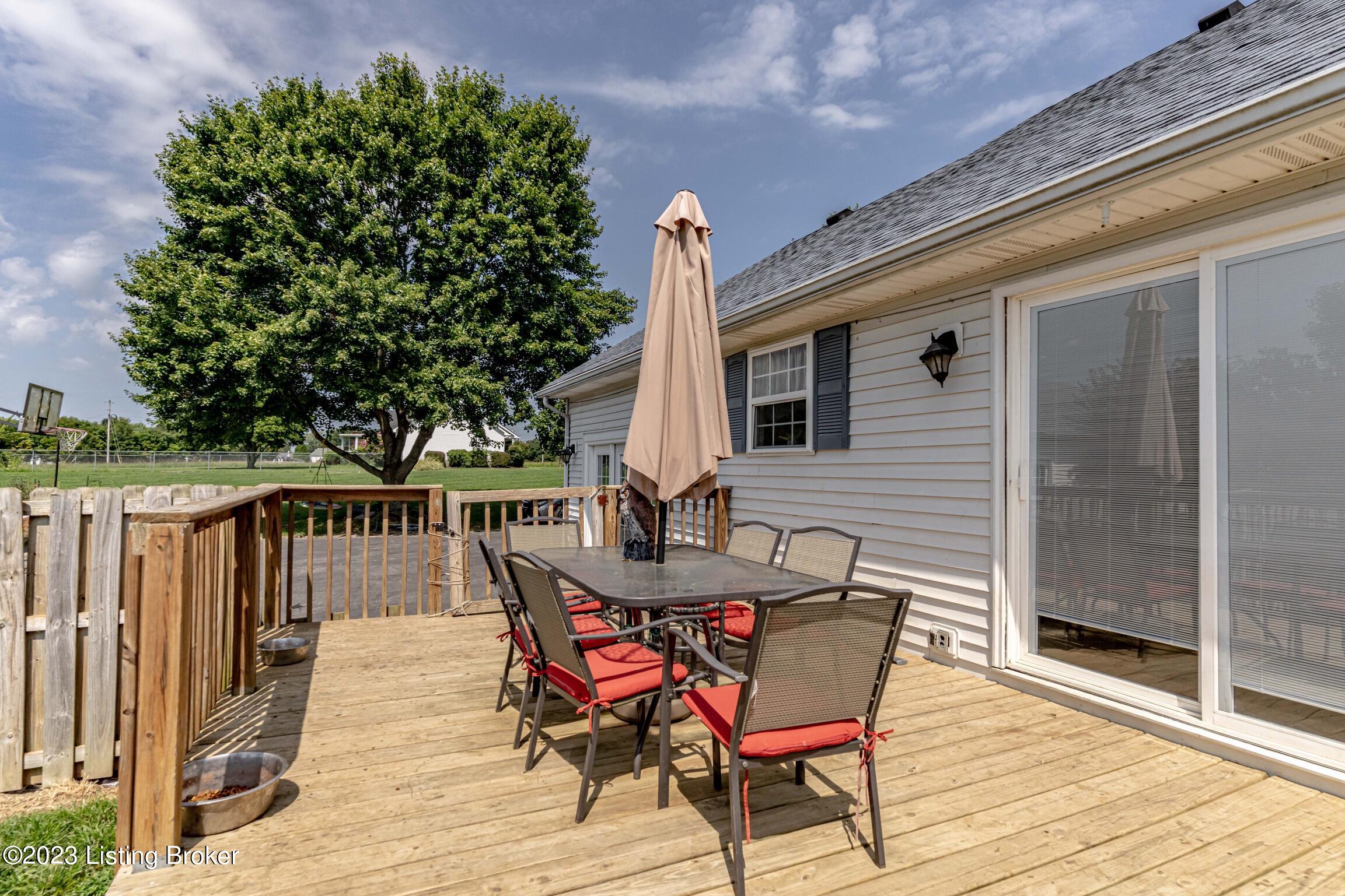238 Probus Road Leitchfield, KY 42754 - Photo 15 of 59 0EC21AD8-C134-4F25-BF81-9D48B7DB2FF9