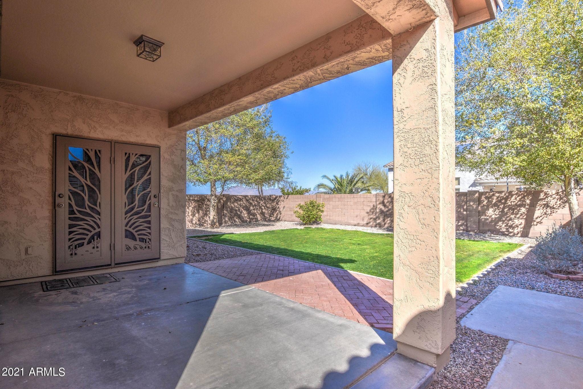 45480 Portabello Road Maricopa, AZ 85139 - Photo 5 of 40 Patio & Backyard