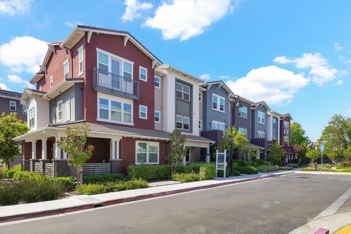 122 Ranch Lane Mountain View, CA 94040 - Photo 4 of 69 a front view of a multi story building