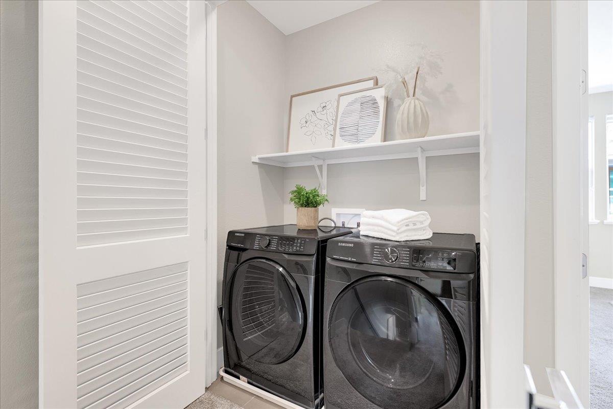 122 Ranch Lane Mountain View, CA 94040 - Photo 55 of 69 a utility room with dryer and washer