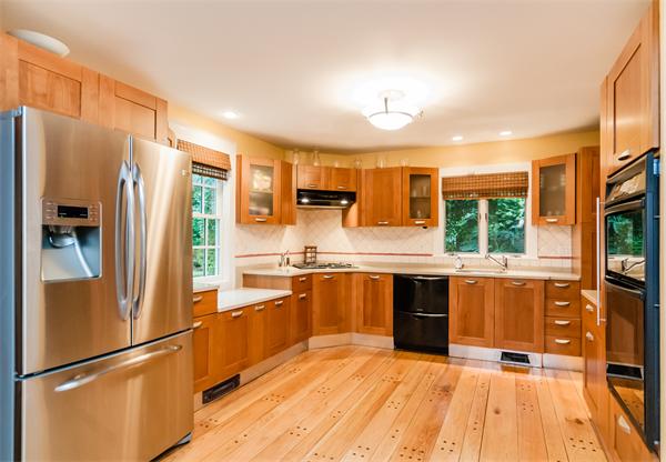 38 Barnstable Road Newton, MA 02465 - Photo 9 of 29 Gallery Image 9