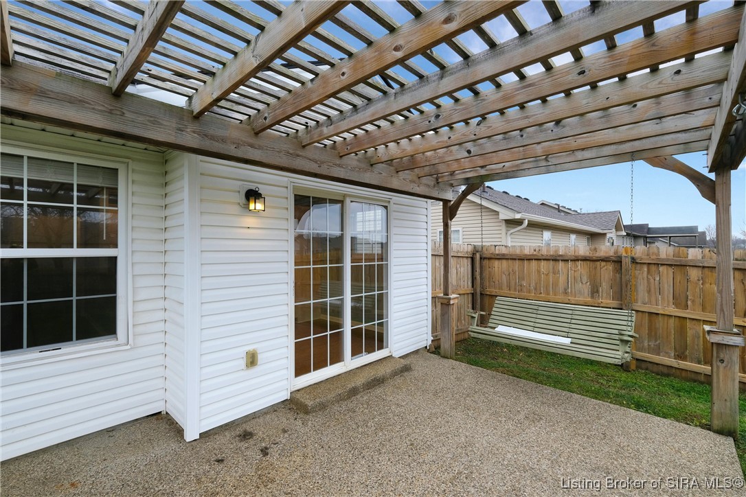 3809 Ridgetop Circle Jeffersonville, IN 47130 - Photo 33 of 37