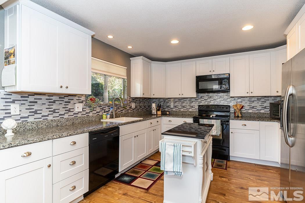 1800 Stardust Street Reno, NV 89503 - Photo 2 of 17 Photo 2