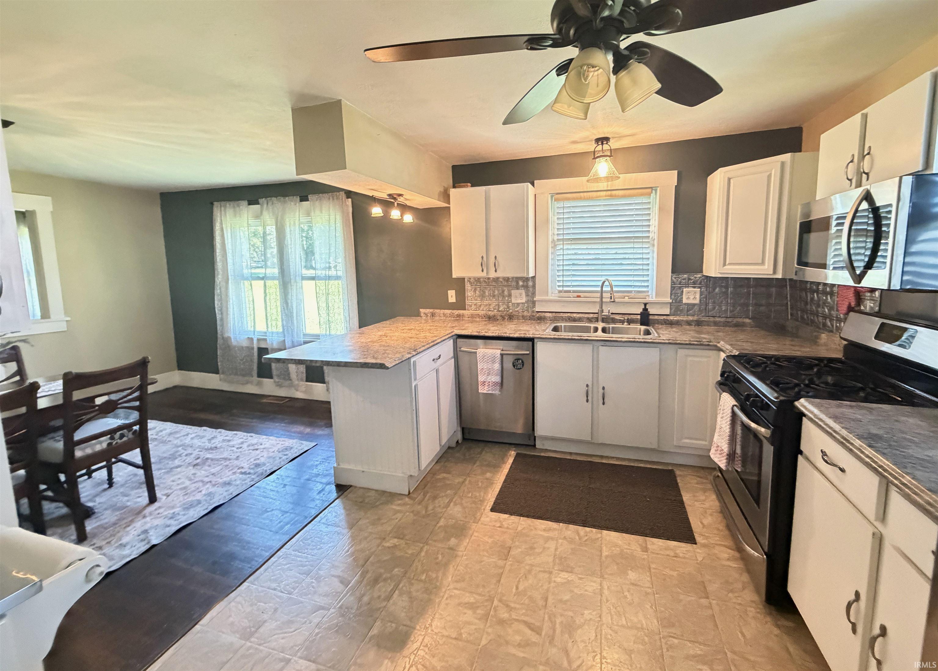 281 Guthrie Road Bedford, IN 47421 - Photo 13 of 38