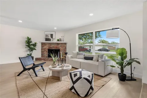 $515,000 | 305 Robin Hill Drive, Altamonte Springs, FL 32701