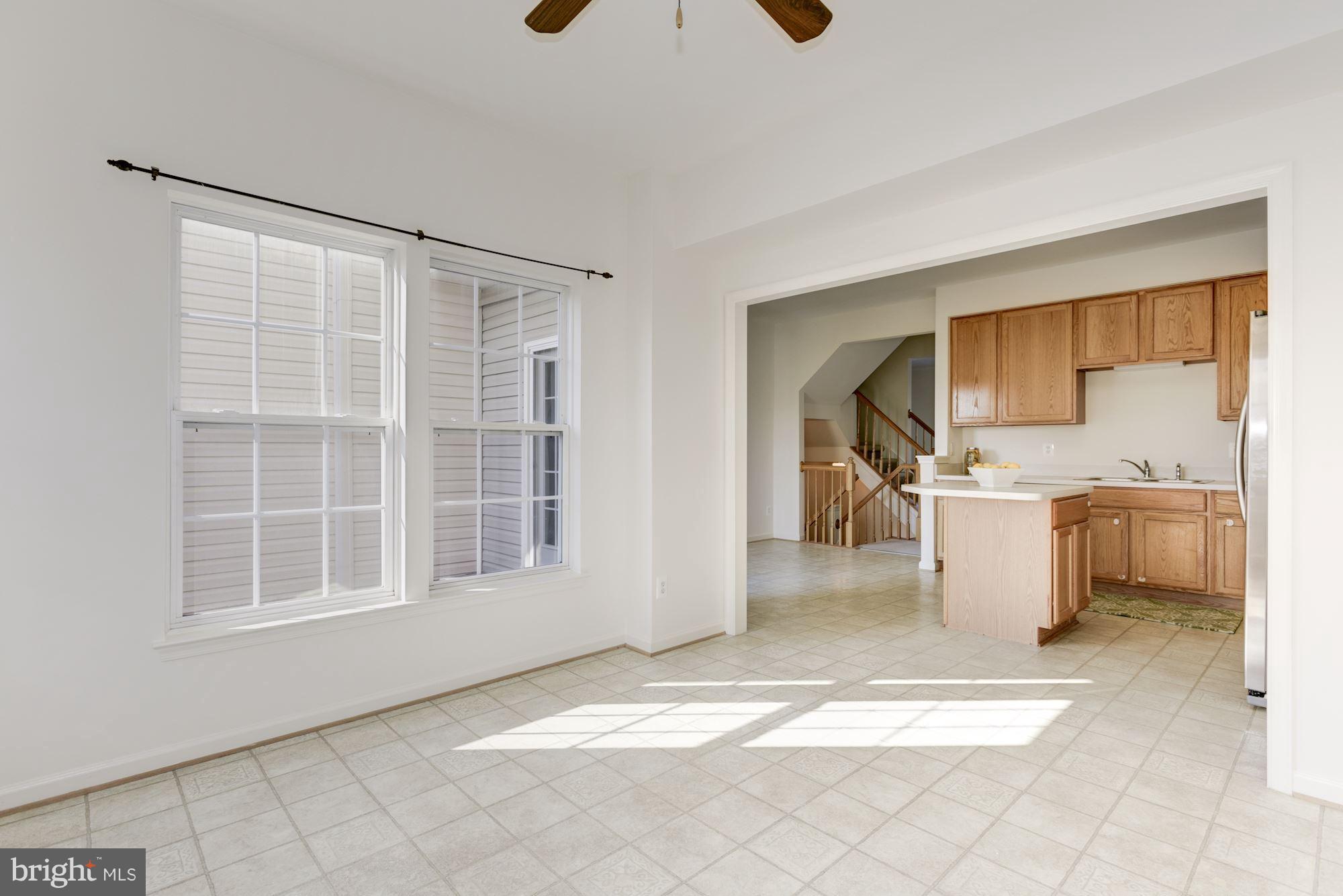 13595 Bathgate Drive Herndon, VA 20171 - Photo 16 of 29 Family Room