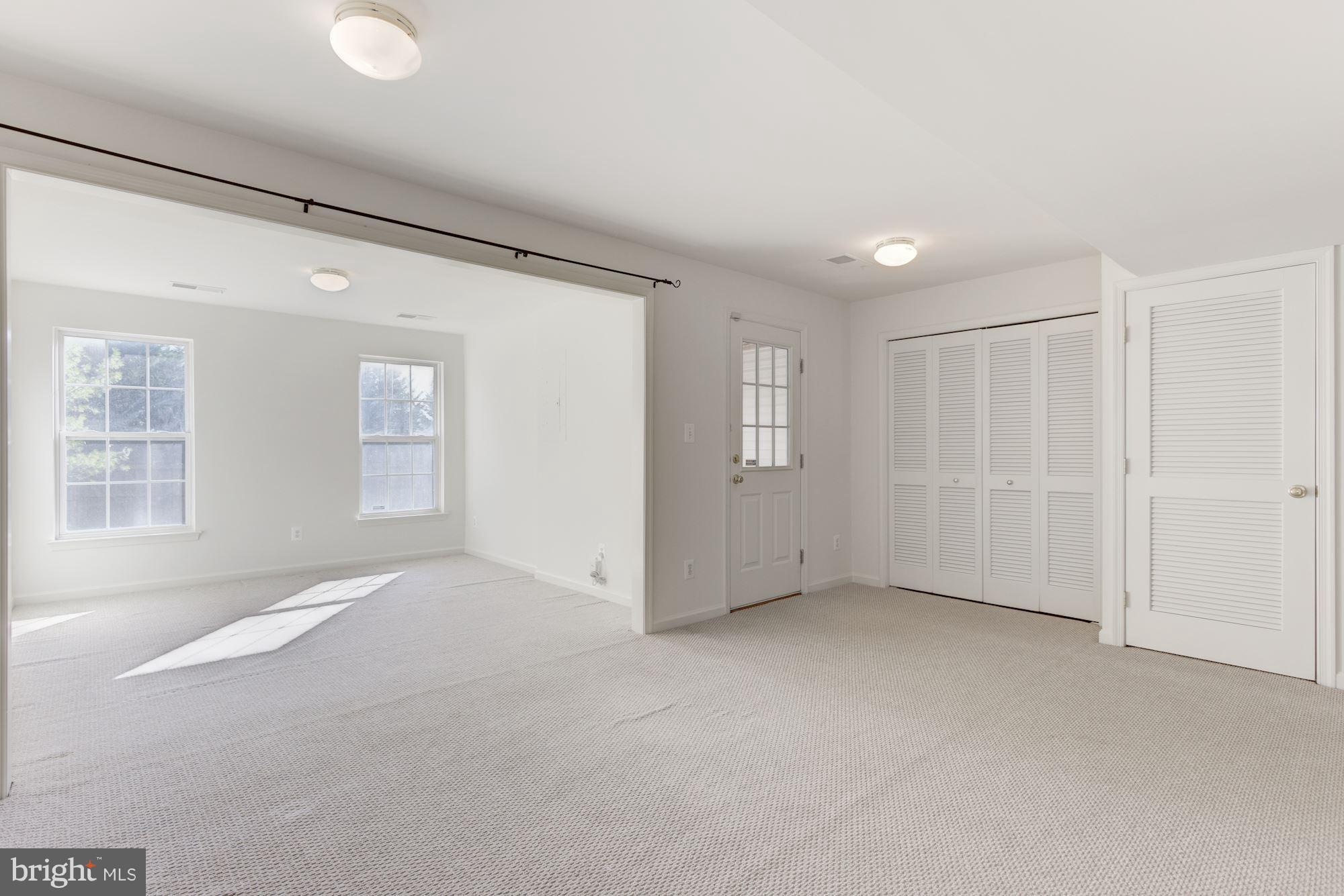 13595 Bathgate Drive Herndon, VA 20171 - Photo 23 of 29 Basement