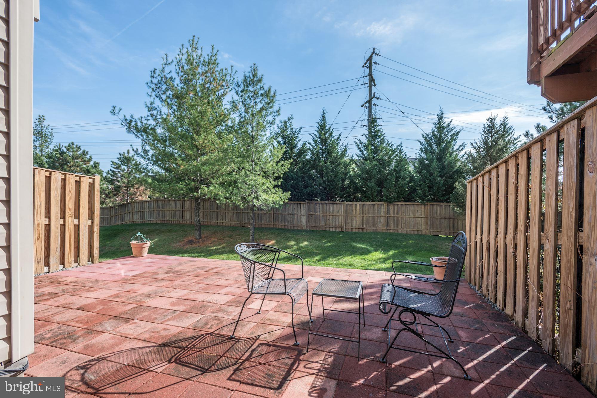 13595 Bathgate Drive Herndon, VA 20171 - Photo 28 of 29 Exterior (Rear)