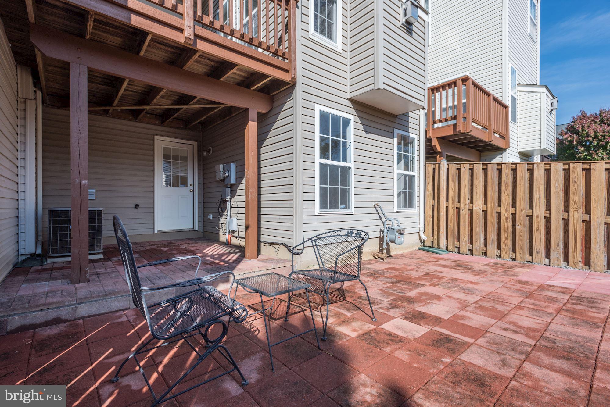 13595 Bathgate Drive Herndon, VA 20171 - Photo 29 of 29 Exterior (Rear)