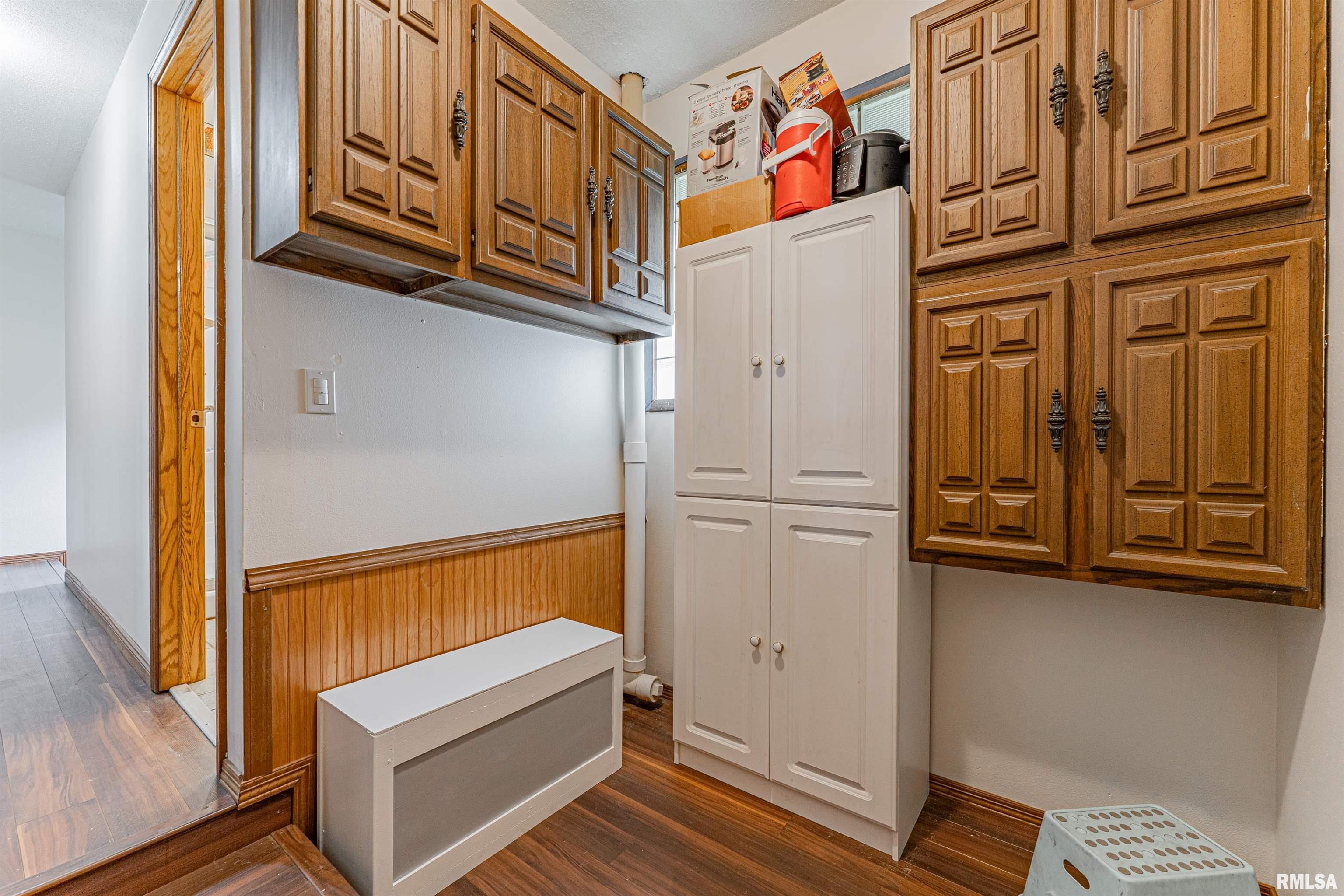 1354 Airport Road Lincoln, IL 62656 - Photo 19 of 47 Gallery Image 19