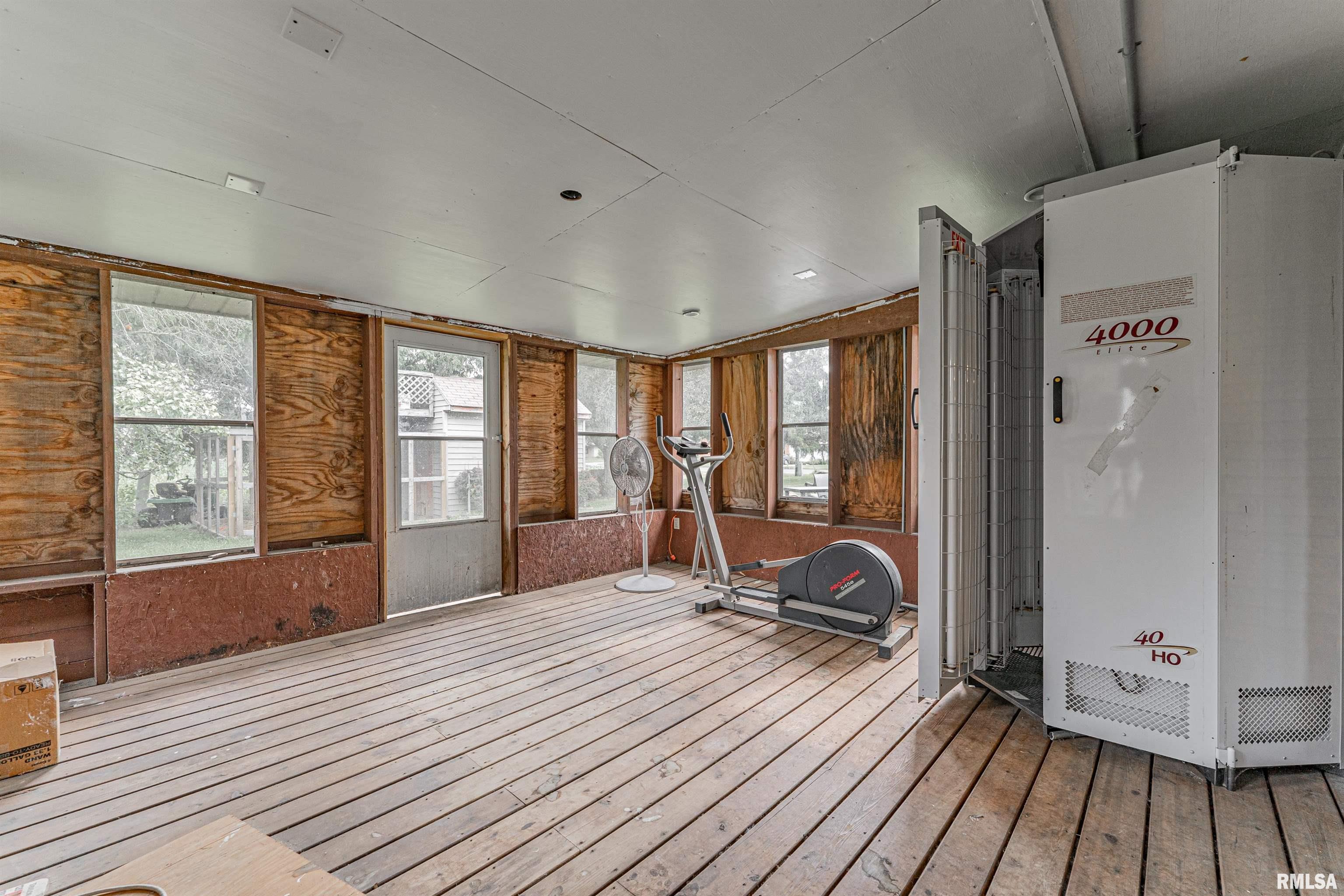 1354 Airport Road Lincoln, IL 62656 - Photo 20 of 47 Gallery Image 20