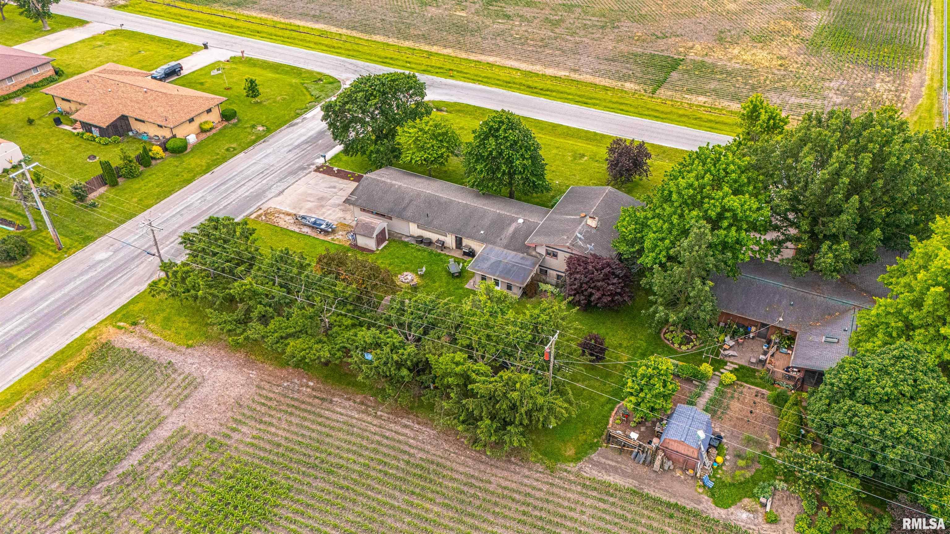 1354 Airport Road Lincoln, IL 62656 - Photo 40 of 47 Gallery Image 40