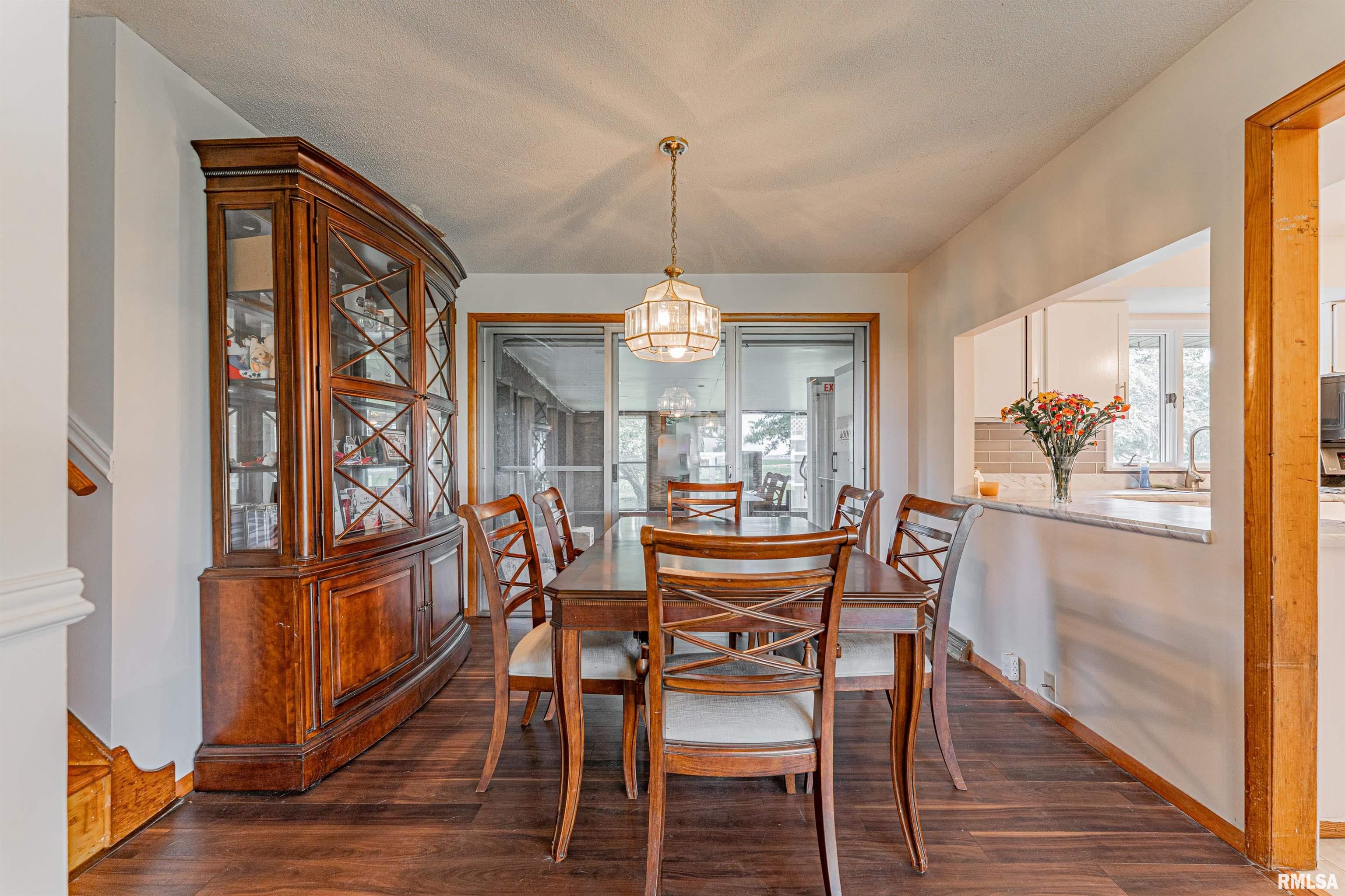 1354 Airport Road Lincoln, IL 62656 - Photo 9 of 47 Gallery Image 9