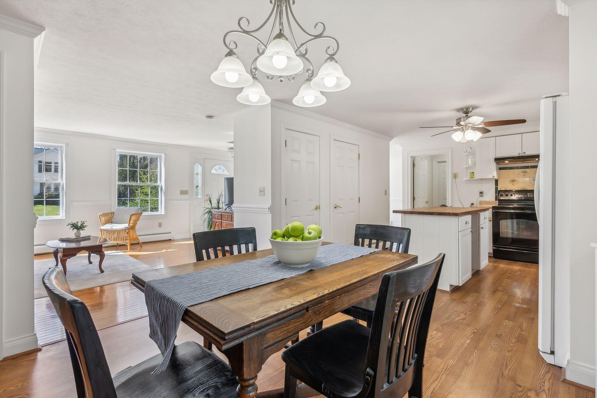44 Hillview Avenue Saco, ME 04072 - Photo 14 of 36 Kitchen LR