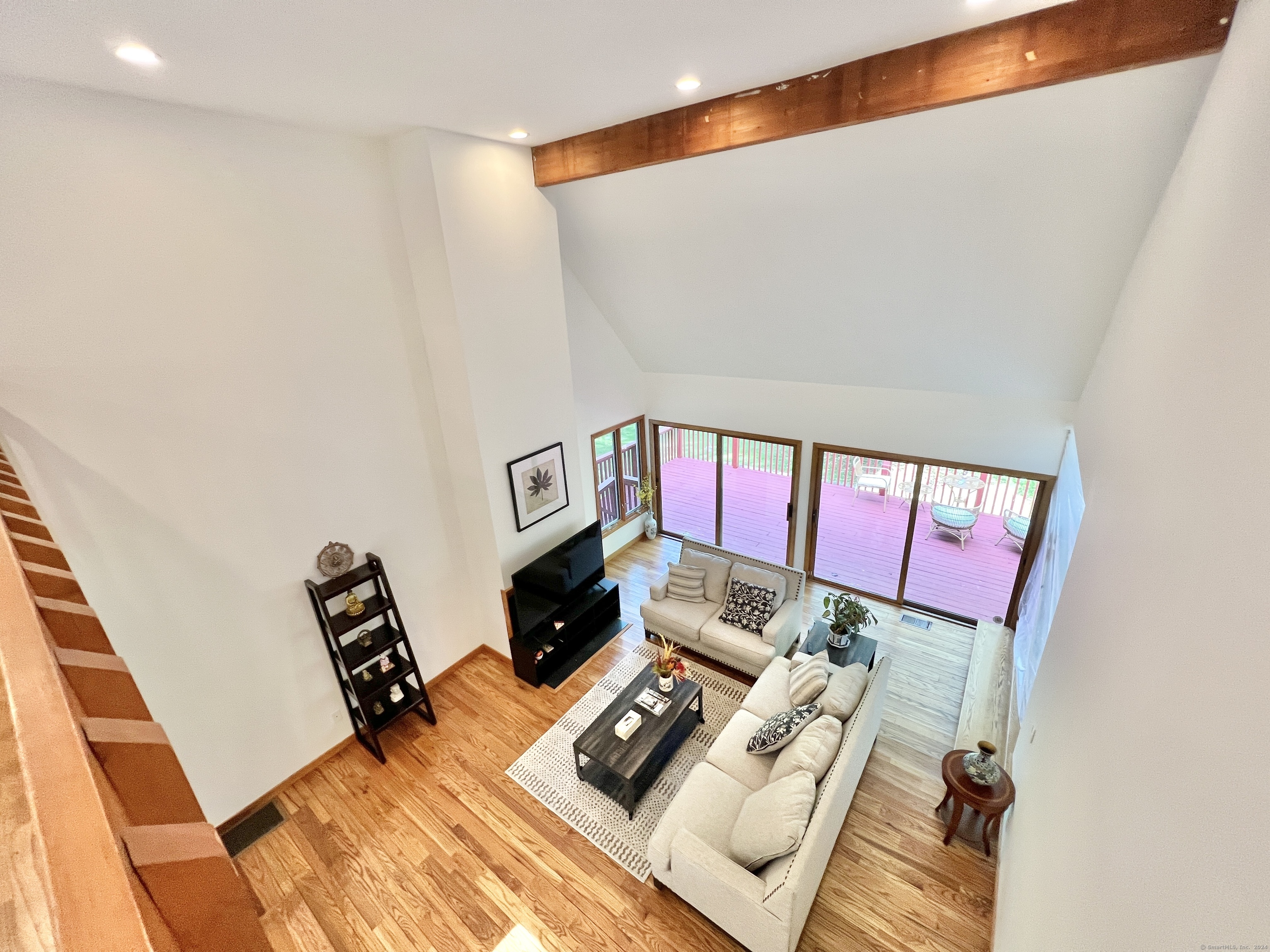 314 Erskine Road Stamford, CT 06903 - Photo 25 of 29