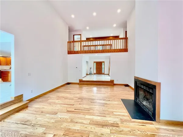 $5,850 | 314 Erskine Road, Stamford, CT 06903