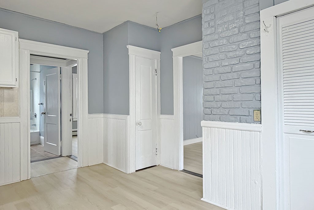 187 Sisson Street Pawtucket, RI 02860 - Photo 9 of 48 2nd Floor