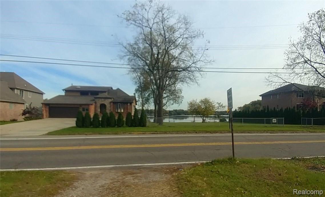 3486 Newton Road Commerce Township, MI 48382 - Photo 3 of 15 lakeview.jpg
