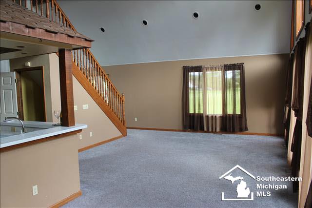 12810 Oelke Road Maybee, MI 48159 - Photo 6 of 14 20452855-5.JPG
