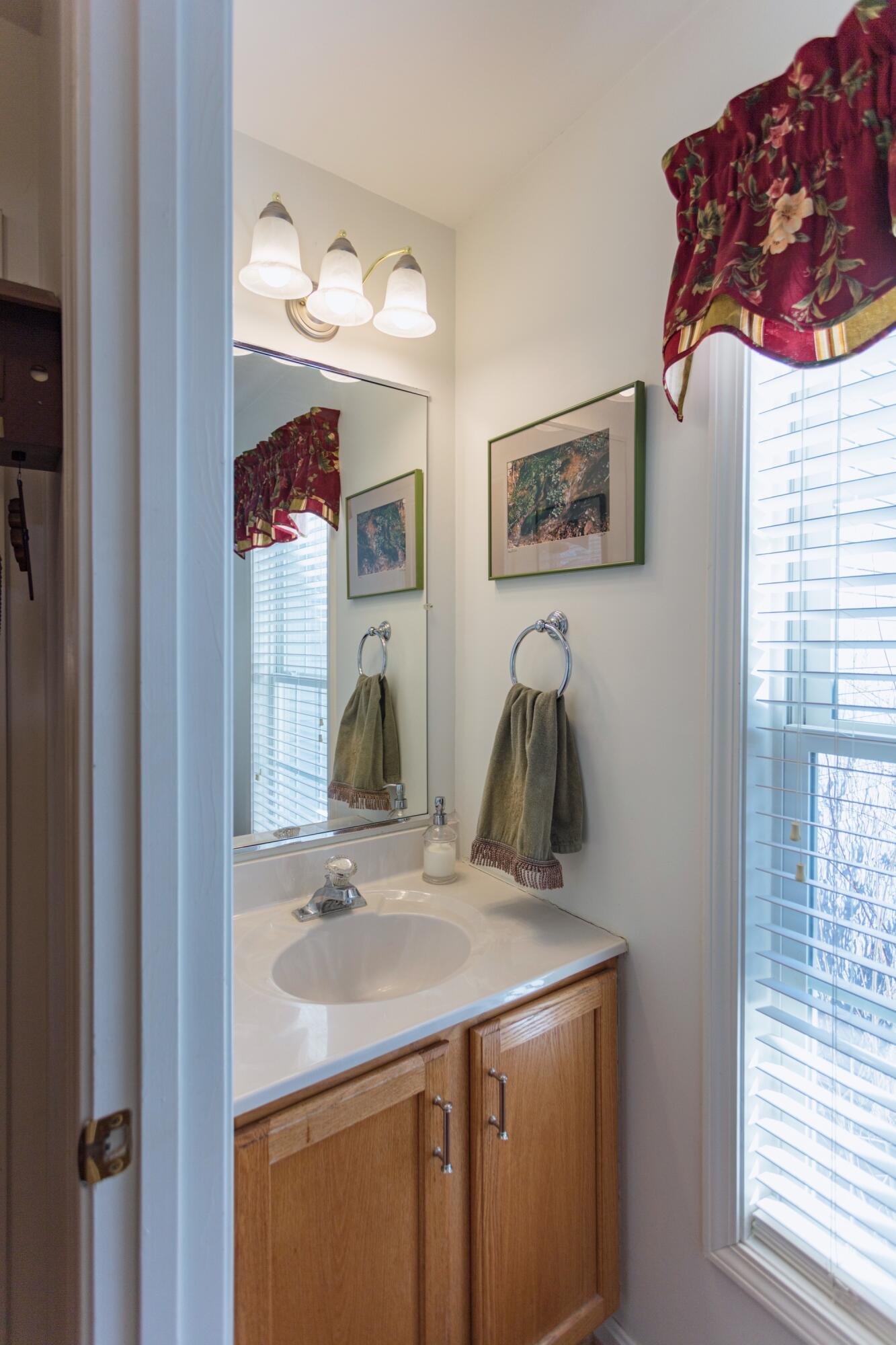 260 Round Hill Road Lexington, VA 24450 - Photo 34 of 71 34