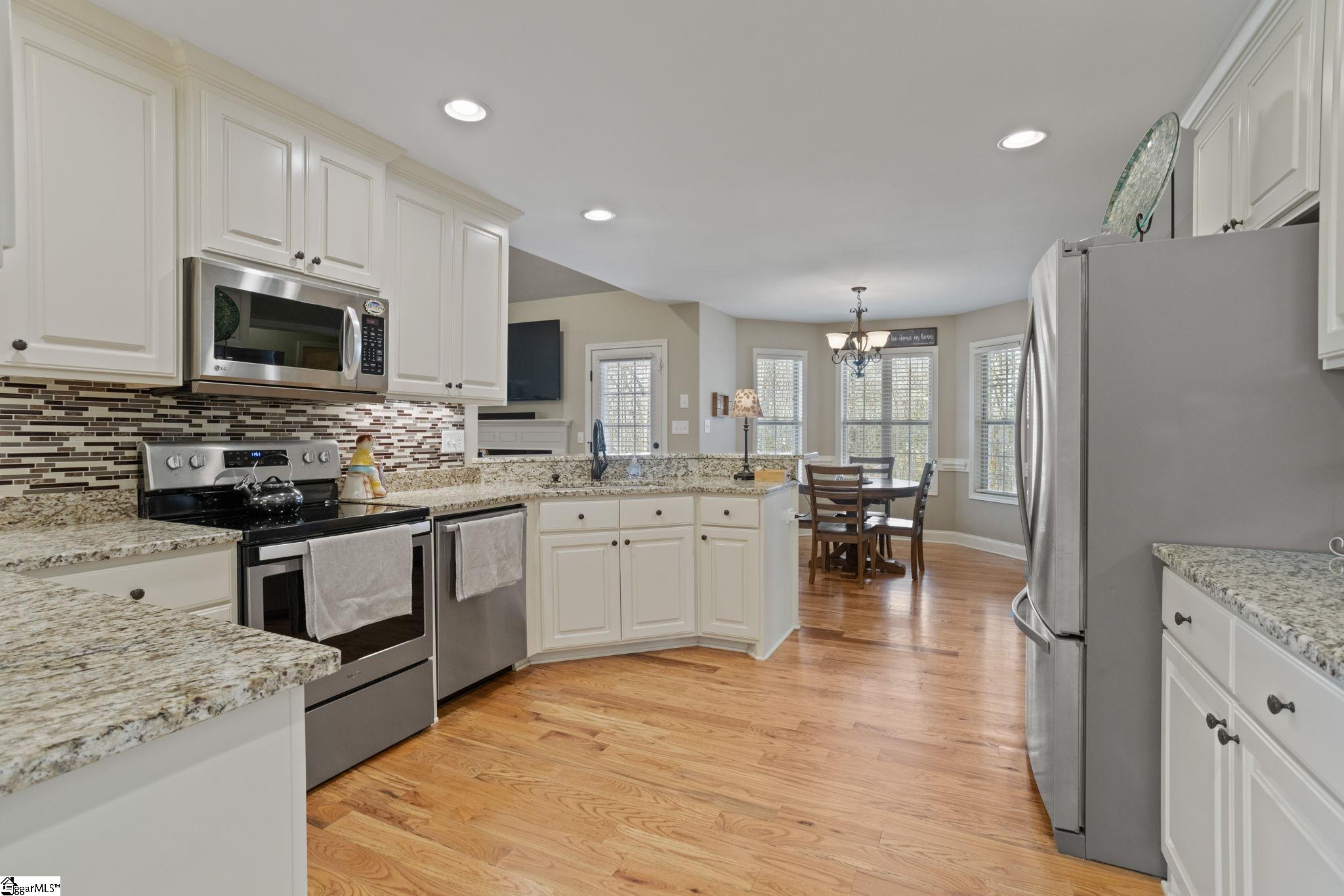 440 Risen Star Drive Boiling Springs, SC 29316 - Photo 9 of 32 Gallery Image 9