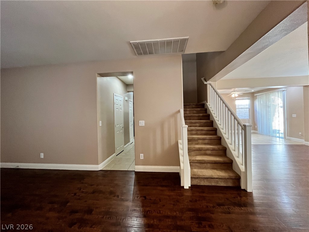 548 Ivy Spring Street Las Vegas, NV 89138 - Photo 4 of 26