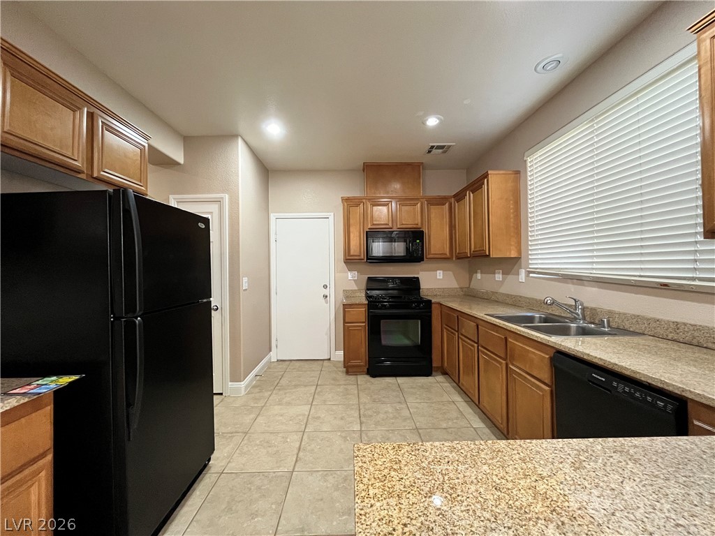 548 Ivy Spring Street Las Vegas, NV 89138 - Photo 7 of 26