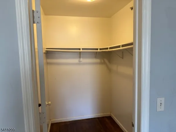 $2,700 | 39 Hedden Terrace, Newark, NJ 07108