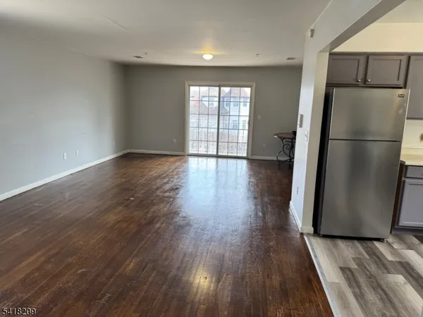 $2,700 | 39 Hedden Terrace, Newark, NJ 07108