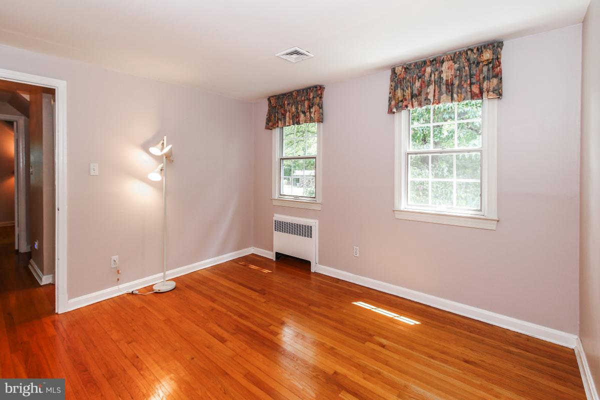 801 Midland Road Silver Spring, MD 20904 - Photo 21 of 30 Bedroom
