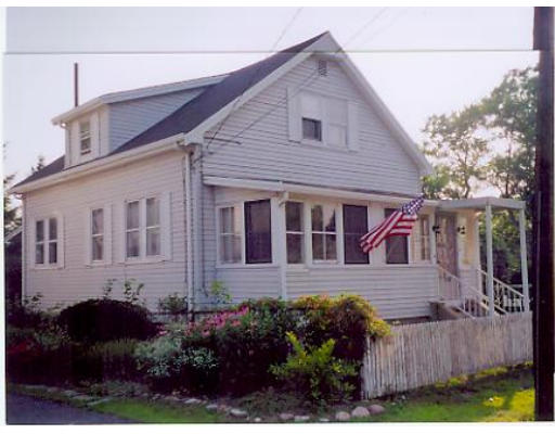40 Nipmuc Road Framingham, MA 01702 - Photo 1 of 6 Gallery Image 1
