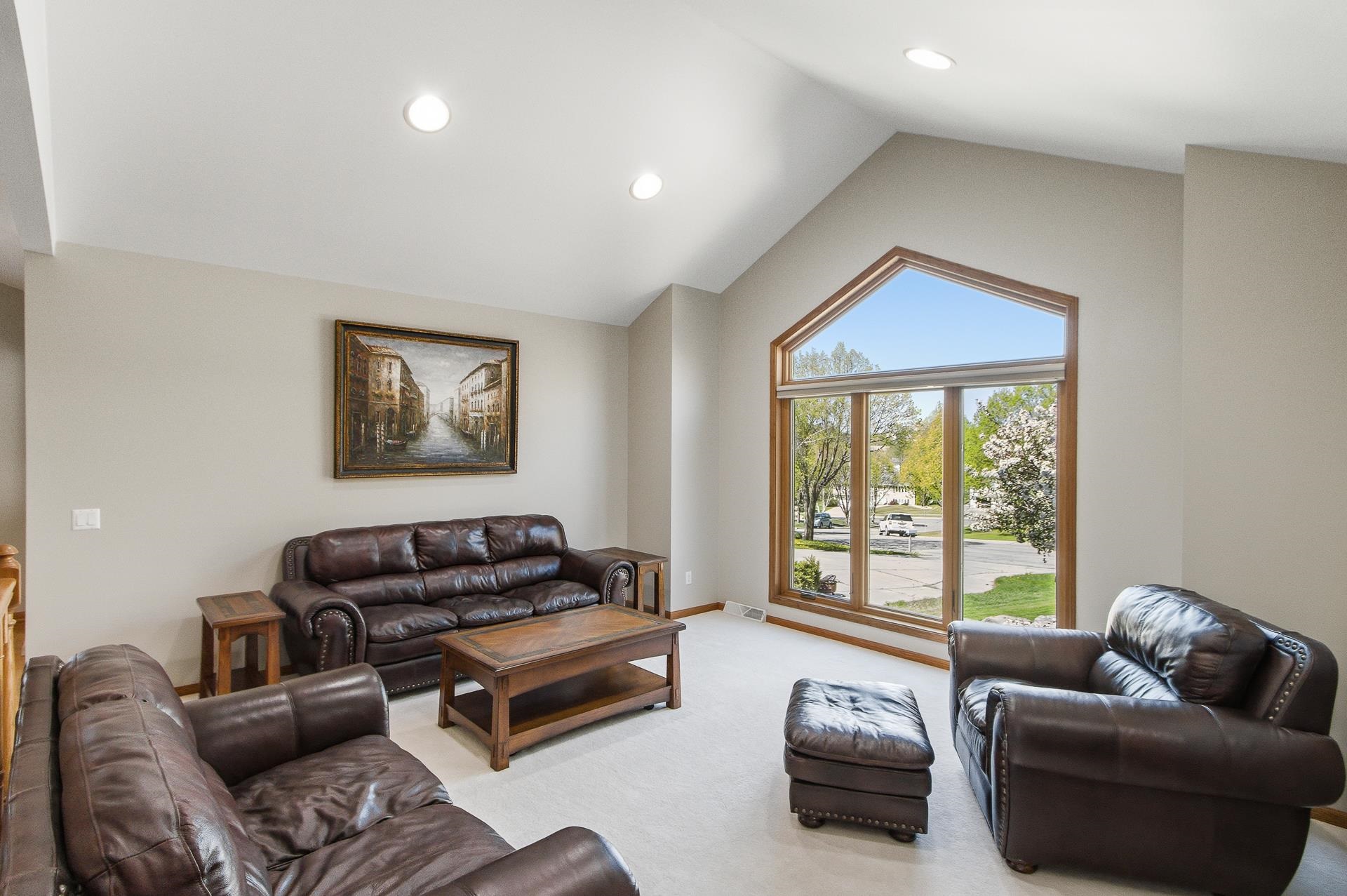 116 Sandy Court Mount Horeb, WI 53572 - Photo 9 of 78