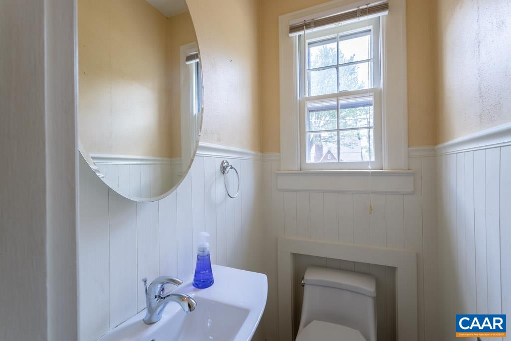 115 Crompton Road Waynesboro, VA 22980 - Photo 18 of 55 Gallery Image 18