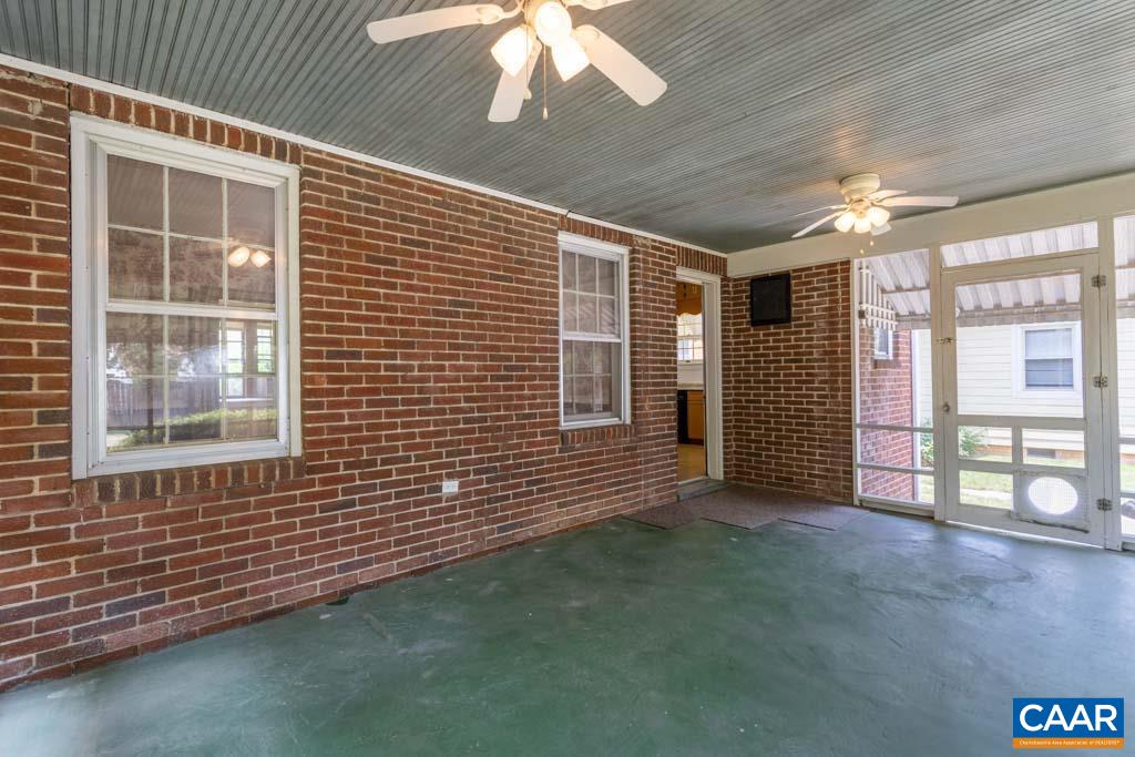 115 Crompton Road Waynesboro, VA 22980 - Photo 24 of 55 Gallery Image 24