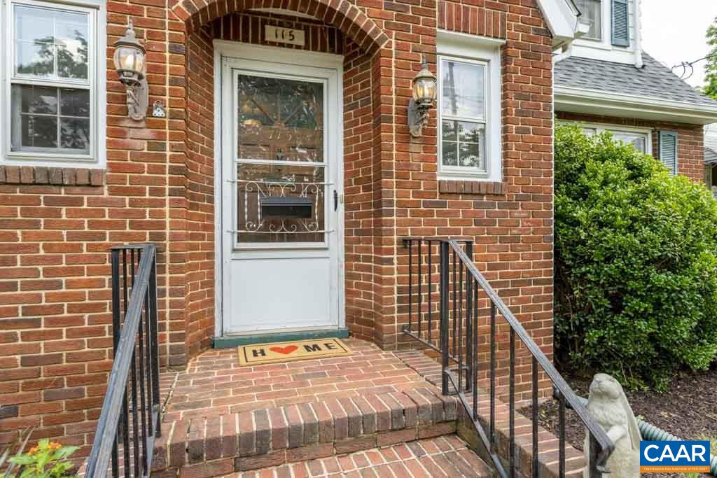 115 Crompton Road Waynesboro, VA 22980 - Photo 6 of 55 Gallery Image 6
