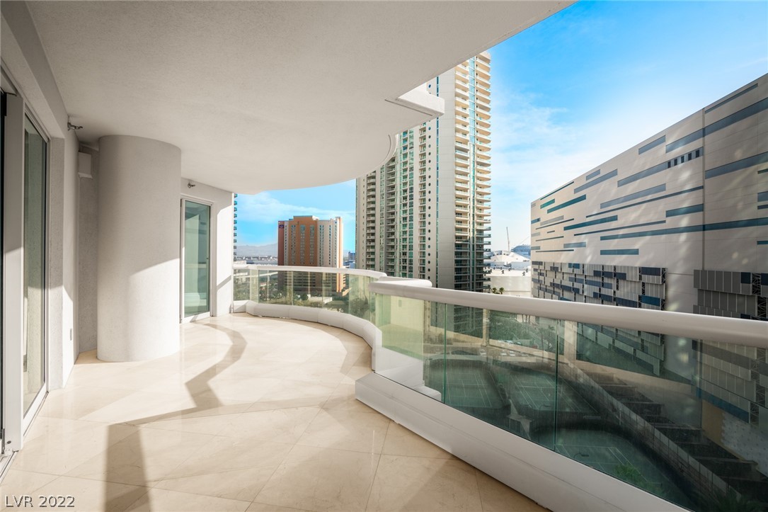 2747 Paradise Road, Unit 1101 Las Vegas, NV 89109 - Photo 12 of 26 Gallery Image 12