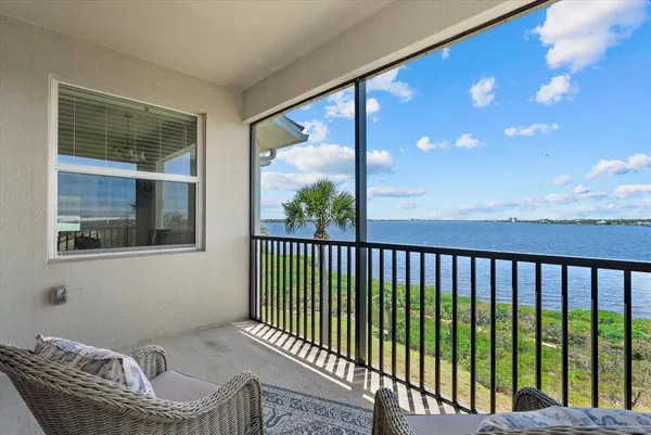 $375,000 | 1030 Tidewater Shores Loop, Unit 406, Bradenton, FL 34208