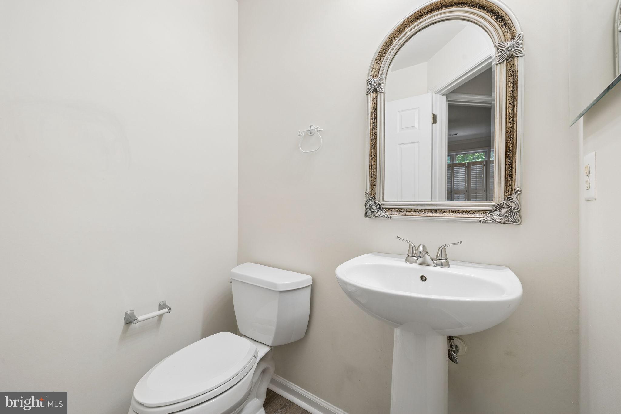 13703 Currant Loop Gainesville, VA 20155 - Photo 18 of 39