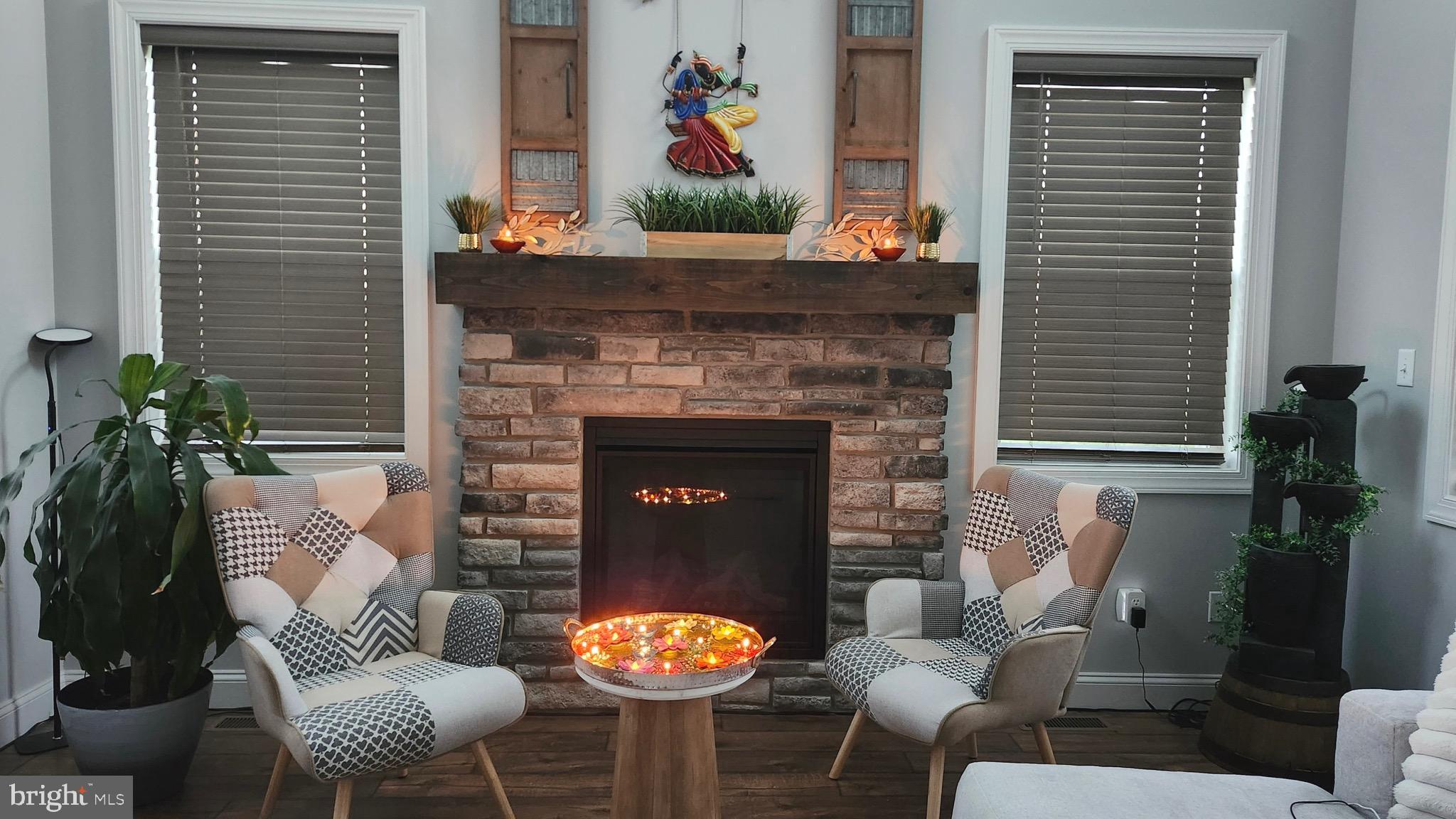 2510 Somerset Road Chambersburg, PA 17202 - Photo 3 of 32 a living room with furniture and a fireplace
