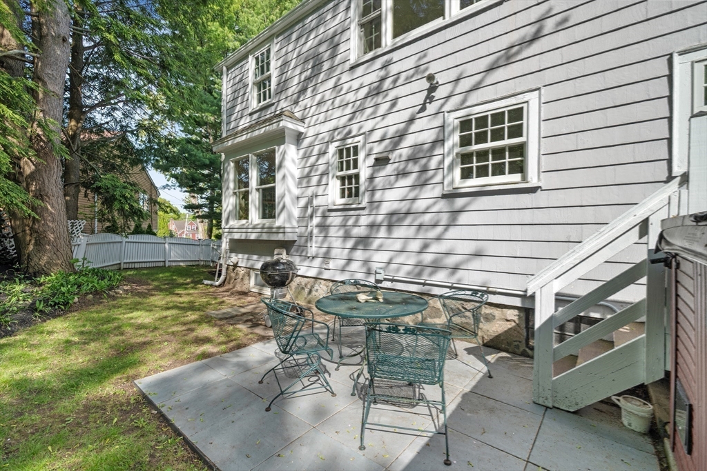 77 Shelton Road Swampscott, MA 01907 - Photo 34 of 40