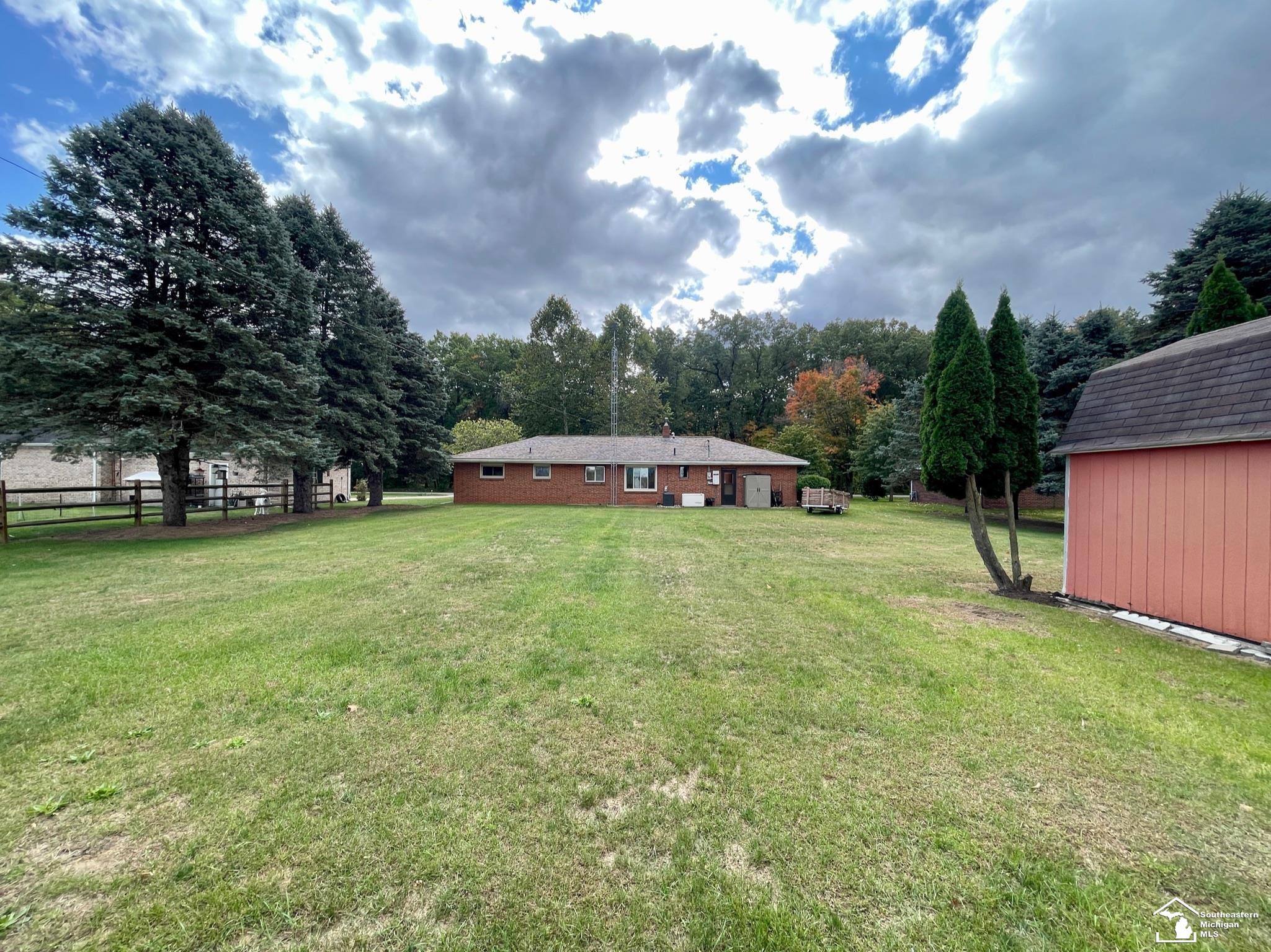 15822 Ida Center Road Petersburg, MI 49270 - Photo 13 of 36 50124070-12.JPG