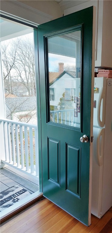 210 High Street Bristol, RI 02809 - Photo 20 of 30 2nd fl porch door