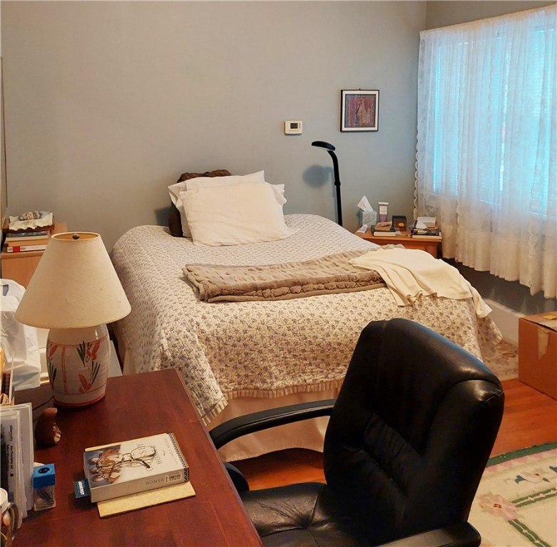 210 High Street Bristol, RI 02809 - Photo 9 of 30 1st fl