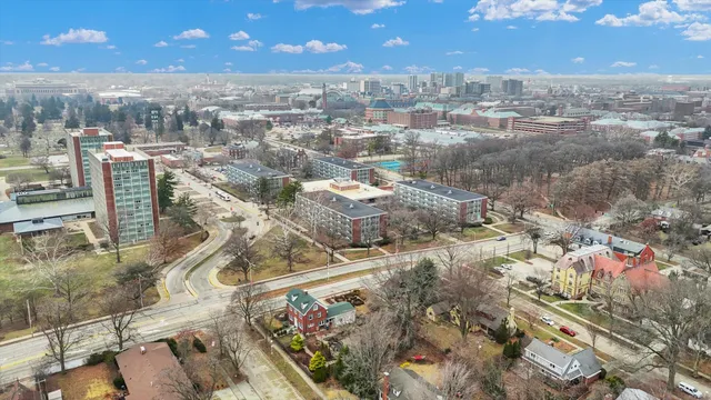 $489,900 | 812 West Delaware Avenue, Urbana, IL 61801