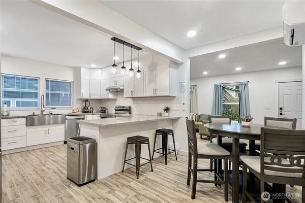 $1,080,000 | 3212 35th Avenue South, Seattle, WA 98144
