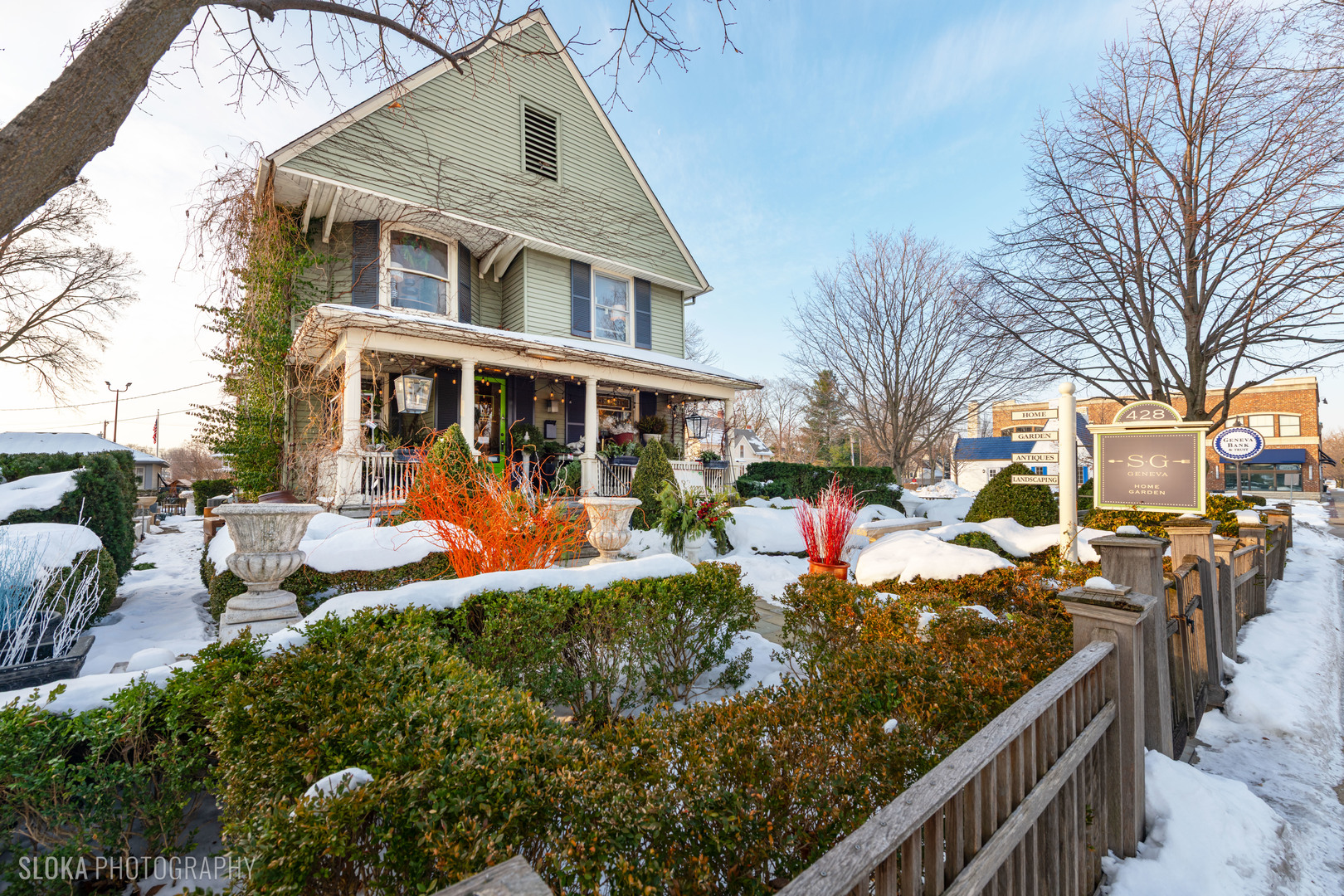 428 West State Street Geneva, IL 60134 - Photo 12 of 61 a view of a house with a yard patio and fire pit